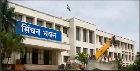 खोट्या सह्यांनी थेट पूल उभारण्यास मंजुरी !