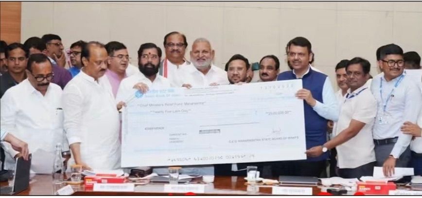 वक्फ मंडळाने मुख्यमंत्री सहायता निधीला नाममात्र दिलेला धनादेश गुलदस्त्यात
